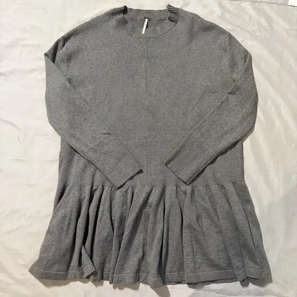 Free People Gray, Long Sleeve, Pleated, Ribbed, Sweater Dress- M - Picture 1 of 8